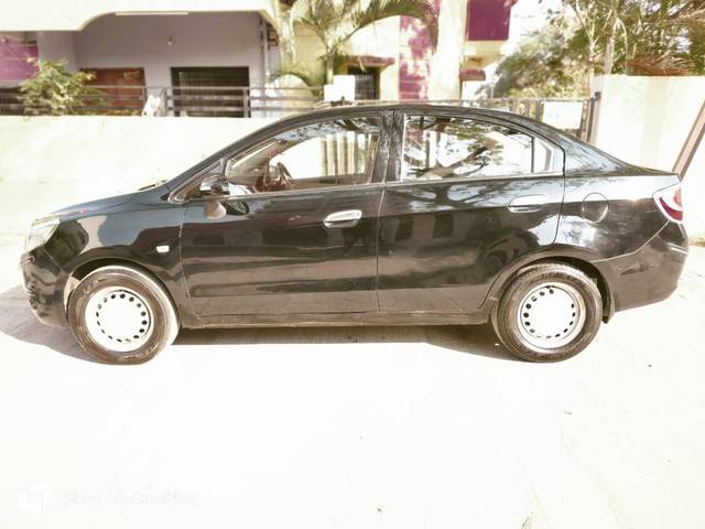 https://images10.gaadi.com/usedcar_image/4545678/original/processed_d85ed3fbd6f0818f66bbab9b6e13780c.jpg?imwidth=6402