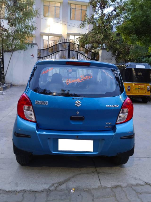 https://images10.gaadi.com/usedcar_image/4545681/original/processed_8354392070b3e0a11ba2d8922fa0901f.jpg?imwidth=6401