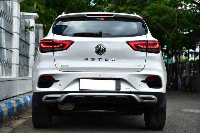 https://images10.gaadi.com/usedcar_image/4545694/original/processed_6294f098ea079631155412666ab2135d.jpg?imwidth=6402