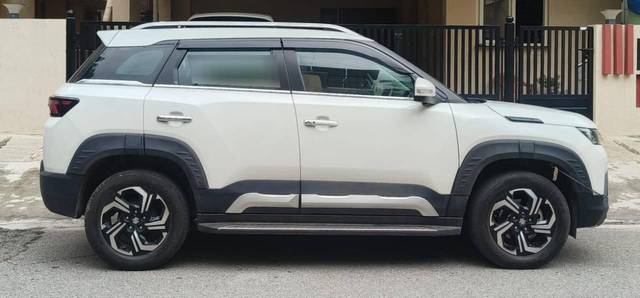 https://images10.gaadi.com/usedcar_image/4545703/original/processed_939a02262111fdf17ba53d3d4e012f28.jpg?imwidth=6401