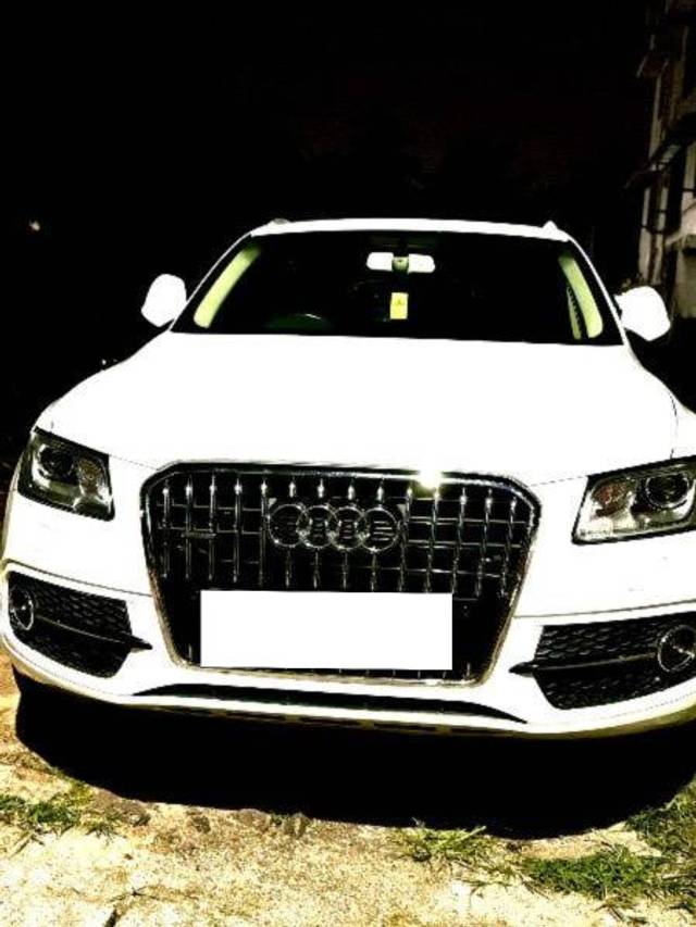 https://images10.gaadi.com/usedcar_image/4545708/original/processed_3c4c0617-35d6-4357-9092-b65917641206.jpeg?imwidth=6400