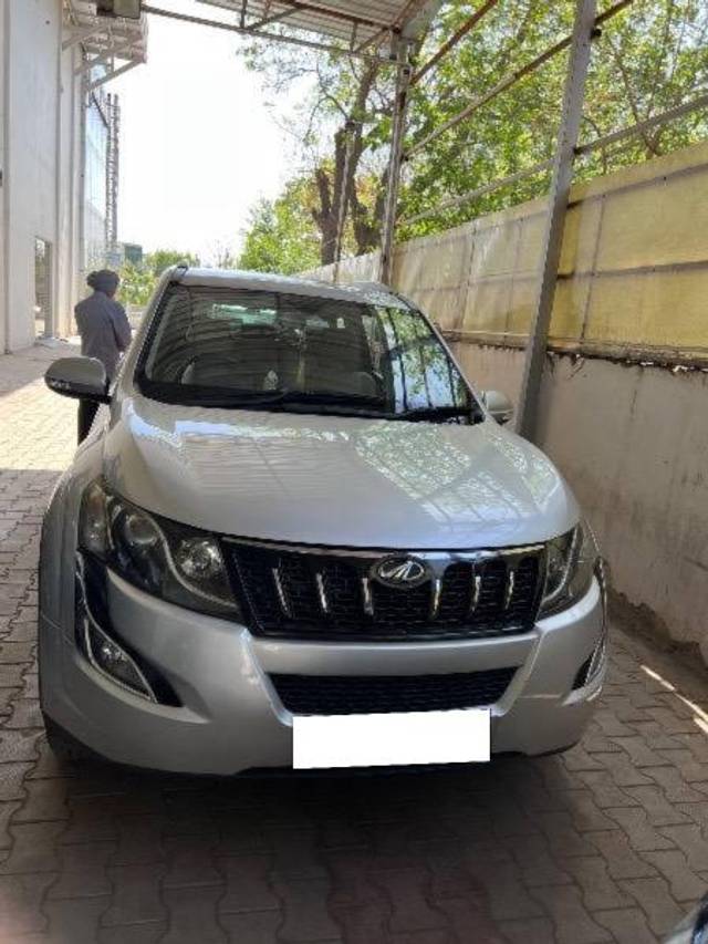 https://images10.gaadi.com/usedcar_image/4545719/original/processed_bdeda14c-b81a-478f-bb10-822d9f832a10.jpeg?imwidth=6400
