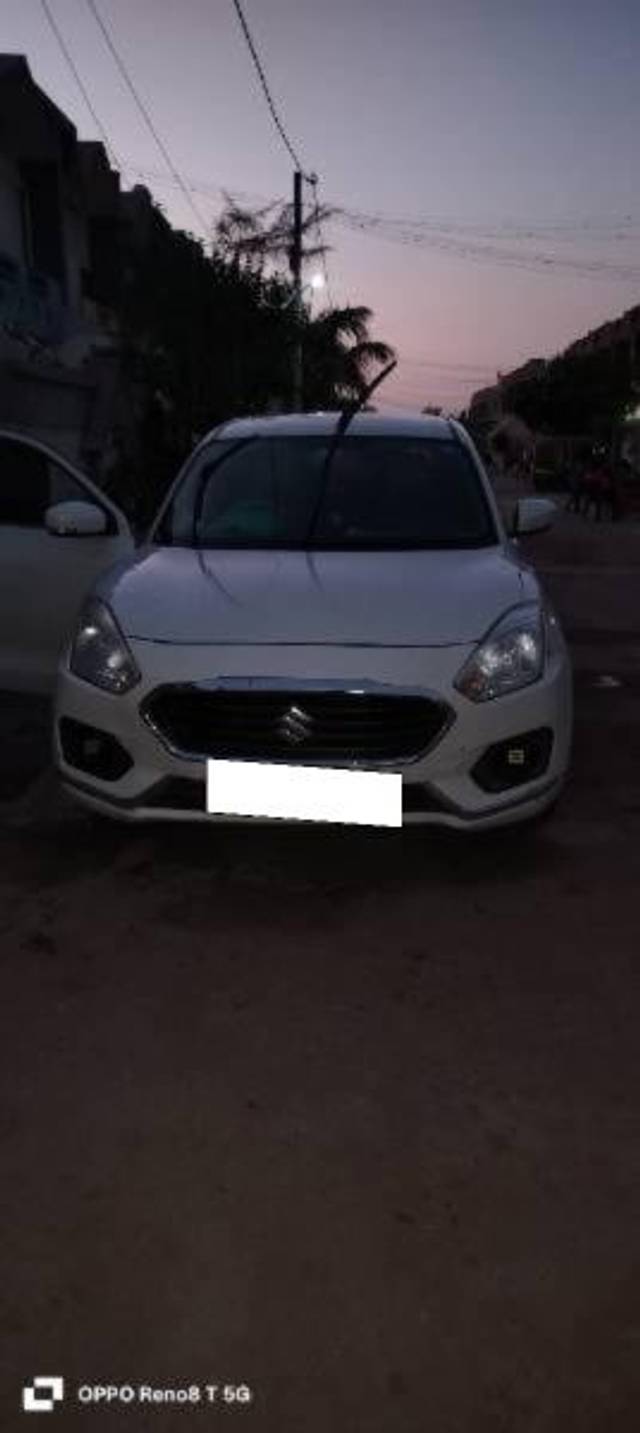 https://images10.gaadi.com/usedcar_image/4545722/original/processed_333b2fb8-c8b0-413f-afab-e6d83b164702.jpg?imwidth=6402