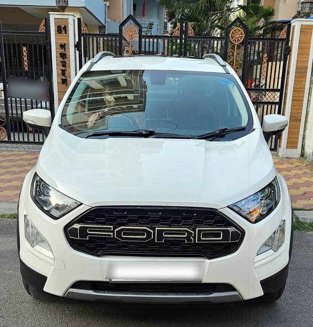 https://images10.gaadi.com/usedcar_image/4545725/original/processed_c274c4ef2a6340e102f649a16e57f461.jpg?imwidth=6400
