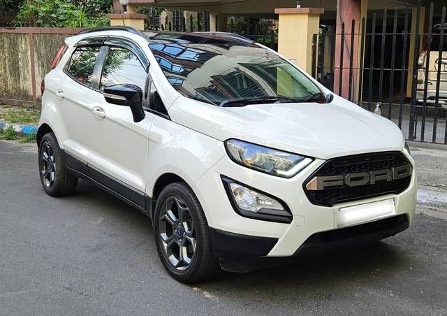 https://images10.gaadi.com/usedcar_image/4545728/original/processed_da499f0a372c19344ba3f9d9e5e11563.jpg?imwidth=6401