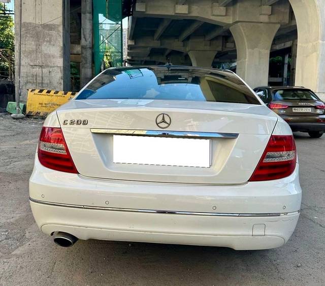 https://images10.gaadi.com/usedcar_image/4545771/original/processed_46b04b5a-ed3d-474e-a153-8306766a2a33.jpg?imwidth=6401