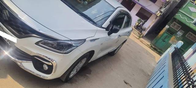 https://images10.gaadi.com/usedcar_image/4545811/original/processed_0698d6de-7d74-4989-b15e-02e1b3fdaf61.jpg?imwidth=6400