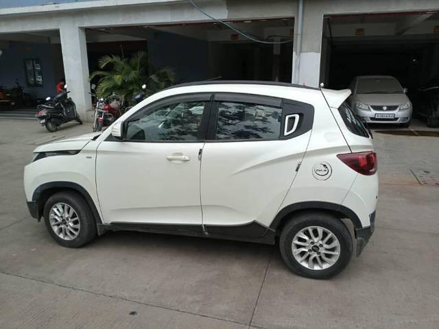 https://images10.gaadi.com/usedcar_image/4545859/original/processed_a0fef5fd-5466-4ef9-a862-ef075ba03c2f.jpg?imwidth=6402