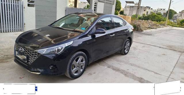 https://images10.gaadi.com/usedcar_image/4545862/original/processed_595e0820-03e4-4f6f-9cd4-e0150cd114c5.jpeg?imwidth=6400