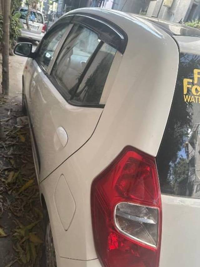 https://images10.gaadi.com/usedcar_image/4545871/original/processed_f617f165-ead3-4264-9e67-74d570e35860.jpeg?imwidth=6402