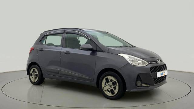 https://images10.gaadi.com/usedcar_image/4545890/original/28f045d3ee8fb141680f39c99f8b78a8.jpg?imwidth=6400