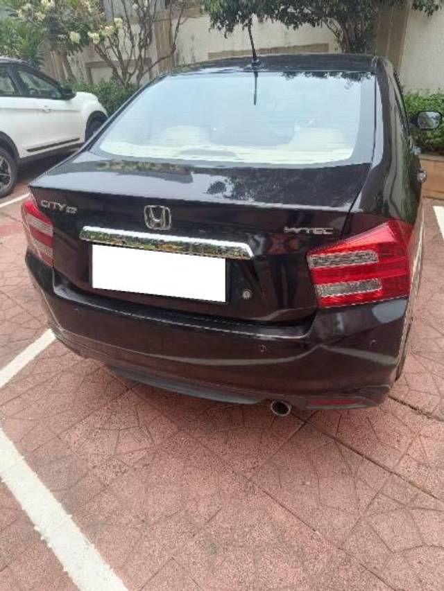 https://images10.gaadi.com/usedcar_image/4545891/original/processed_0b55d489-f415-49b3-b995-1ab048e313c0.jpg?imwidth=6401