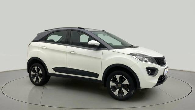 https://images10.gaadi.com/usedcar_image/4545911/original/8f5fd2591ffdb1c563c502262926a97f.jpg?imwidth=6400