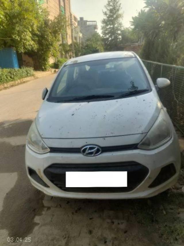 https://images10.gaadi.com/usedcar_image/4545973/original/processed_2299715b-7a8c-464a-b76f-ddc76a0cc057.jpg?imwidth=6400