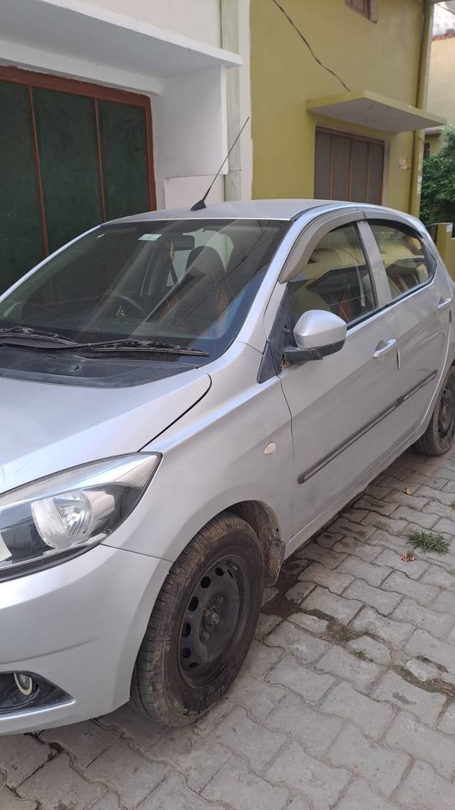 https://images10.gaadi.com/usedcar_image/4545993/original/678061d0-f60e-48c2-a2b5-c8c6bd7ae012.jpg?imwidth=6401
