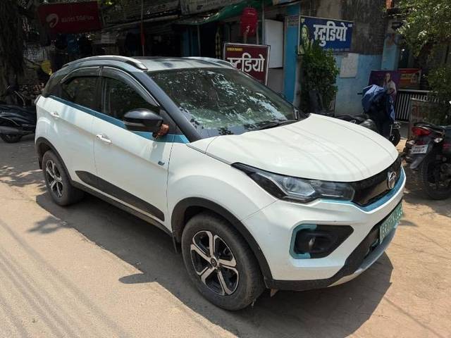 https://images10.gaadi.com/usedcar_image/4546012/original/processed_72909a8c-ffcc-489f-8e20-4366972a2adb.jpeg?imwidth=6400
