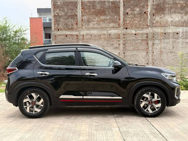 https://images10.gaadi.com/usedcar_image/4546022/original/processed_ad75862b2f01b131ce853312e816b802.jpg?imwidth=6401
