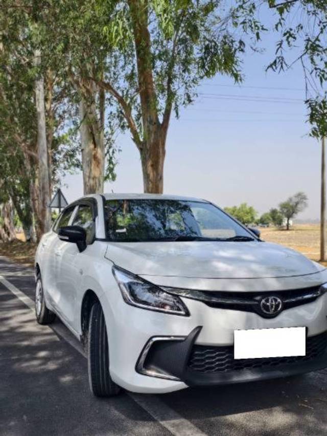 https://images10.gaadi.com/usedcar_image/4546035/original/processed_598d67ac-ce25-4fc9-8632-104187110288.jpg?imwidth=6400