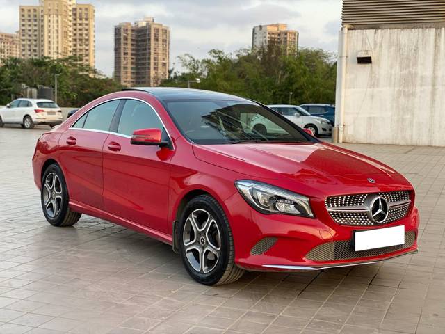 https://images10.gaadi.com/usedcar_image/4546041/original/processed_d5789643-9d12-4b02-9bbb-738223e6cdbe.jpg?imwidth=6400