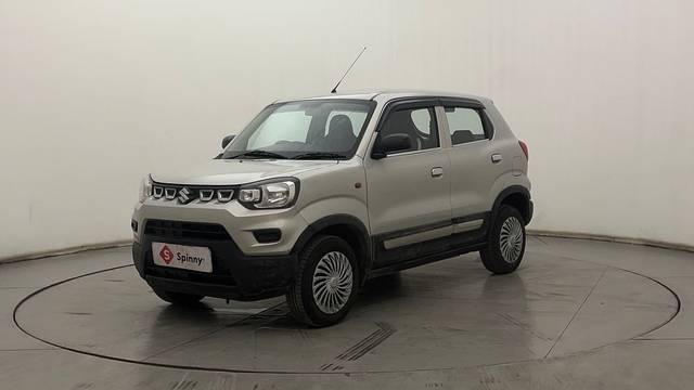 https://images10.gaadi.com/usedcar_image/4546127/original/5910666849f0f5e8639ce28b56f59cb0.JPG?imwidth=6400