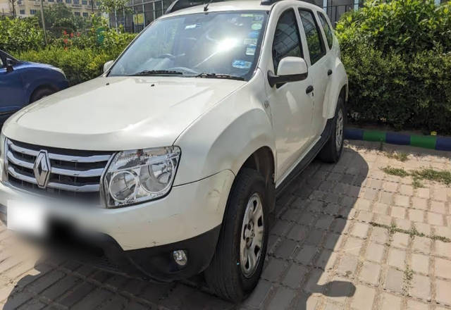 https://images10.gaadi.com/usedcar_image/4546172/original/683e3c75-d08d-421a-8546-1dccc2f0eafc.?imwidth=6401