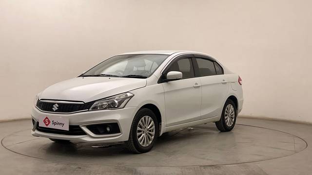 https://images10.gaadi.com/usedcar_image/4546184/original/45fb8fae9cdd9f330f0039f604a274d1.JPG?imwidth=6400