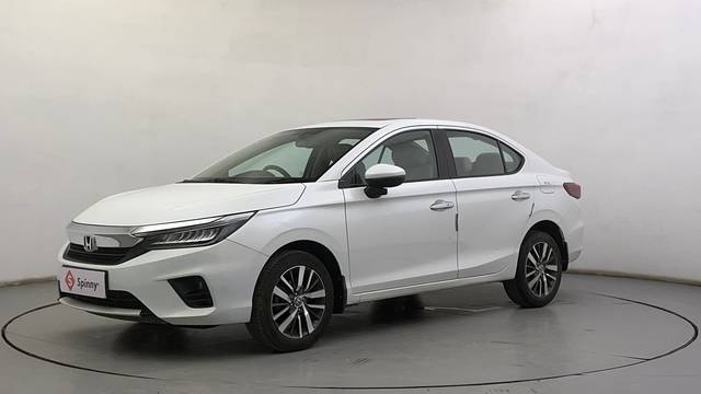 https://images10.gaadi.com/usedcar_image/4546249/original/deec26114ce2d2e7c1c36384ec4f98e6.JPG?imwidth=6400