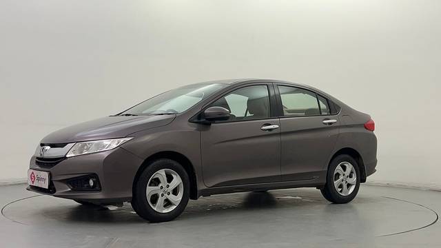 https://images10.gaadi.com/usedcar_image/4546267/original/fb31e0059e7c029040c18767de849720.JPG?imwidth=6400