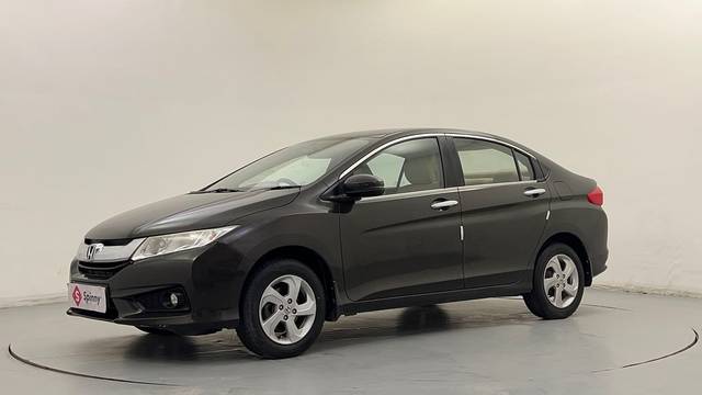 https://images10.gaadi.com/usedcar_image/4546286/original/c526b9ee277874265bf58c473399002f.JPG?imwidth=6400
