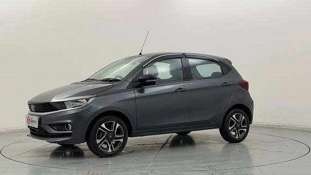 https://images10.gaadi.com/usedcar_image/4546291/original/99f3b56ca9f844dfb3e5a463b768671a.JPG?imwidth=6400