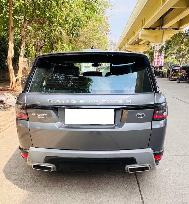 https://images10.gaadi.com/usedcar_image/4546312/original/processed_384173d2-5fe1-4ed4-9ae1-865075ae4039.jpg?imwidth=6402