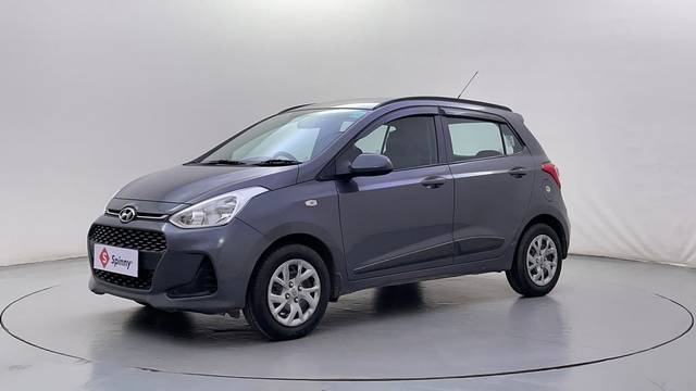 https://images10.gaadi.com/usedcar_image/4546327/original/2102144076174f1de877ad38f145e141.JPG?imwidth=6400