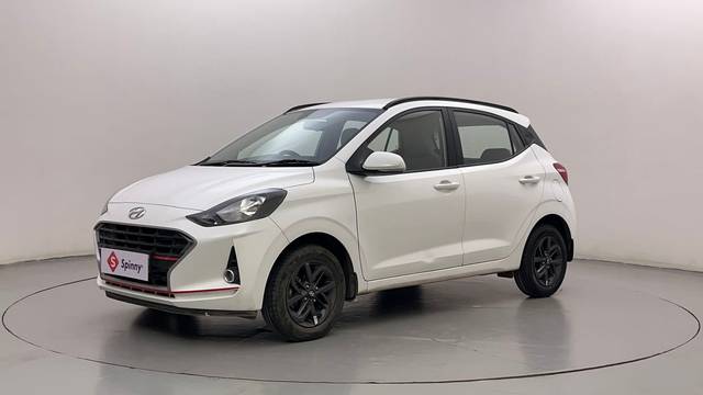 https://images10.gaadi.com/usedcar_image/4546328/original/de851b819334295616f8ccf42247a753.JPG?imwidth=6400
