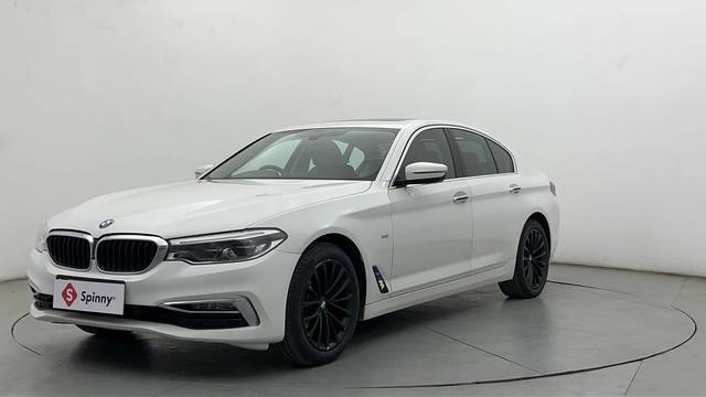 https://images10.gaadi.com/usedcar_image/4546393/original/17d84bd704ee3394e8e7b088bc98c3ca.JPG?imwidth=6400