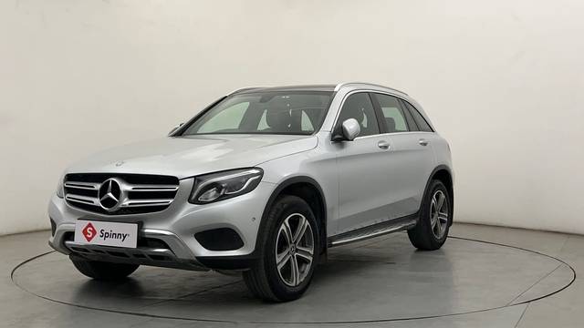 https://images10.gaadi.com/usedcar_image/4546394/original/0861aa5d37a9cddf20e278aac779d593.JPG?imwidth=6400
