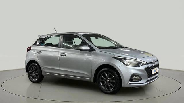 https://images10.gaadi.com/usedcar_image/4546425/original/2b3694ff79855c1ad835e8448466a927.jpg?imwidth=6400