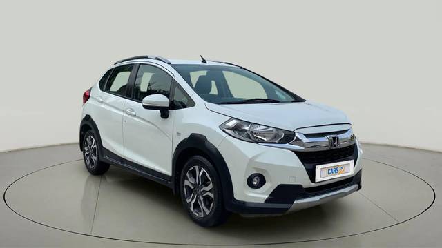 https://images10.gaadi.com/usedcar_image/4546442/original/9c801b475f23373d8c269a1ab1381178.jpg?imwidth=6400