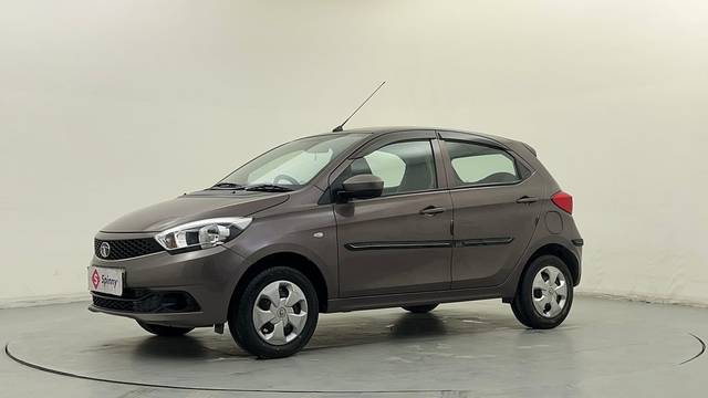https://images10.gaadi.com/usedcar_image/4546454/original/947afc4f62ea92e35be5c950bfa9c5bd.JPG?imwidth=6400