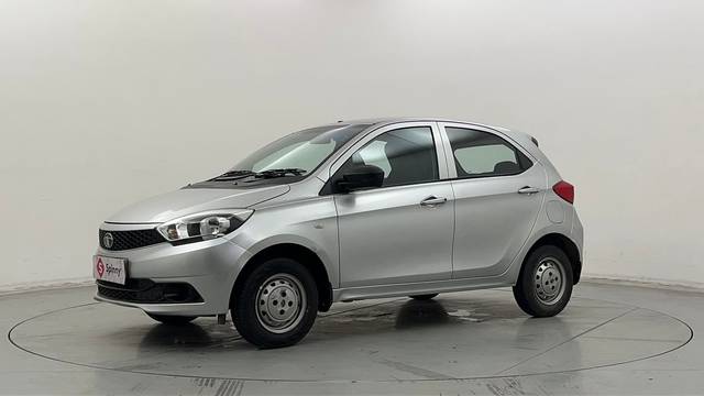 https://images10.gaadi.com/usedcar_image/4546455/original/8c9aba8d73f553035c0273a75d53091b.JPG?imwidth=6400