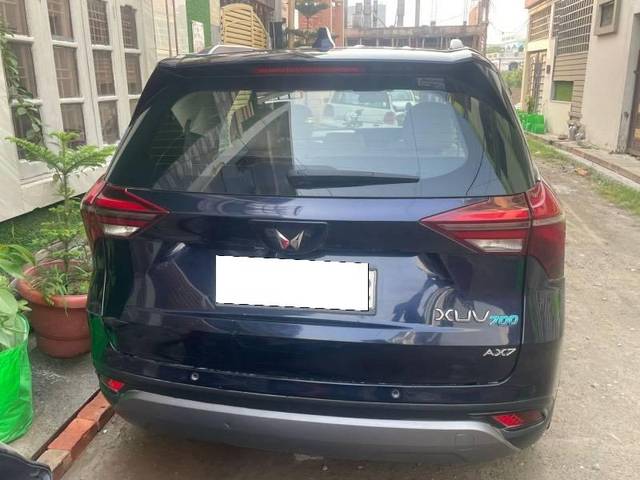 https://images10.gaadi.com/usedcar_image/4546479/original/processed_fe93ff2e-b1a7-4fd6-9002-4639017f140f.jpeg?imwidth=6401