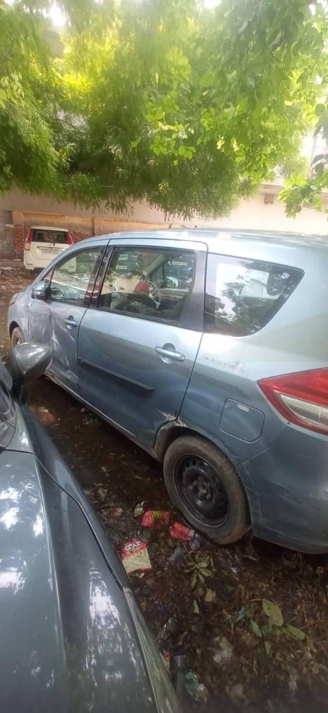 https://images10.gaadi.com/usedcar_image/4546510/original/processed_1ef438e4-169e-42cb-8d20-2930ff707b38.jpg?imwidth=6402