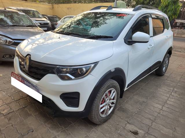 https://images10.gaadi.com/usedcar_image/4546533/original/processed_769f3bbf5adc18446de466101c33adf2.jpg?imwidth=6402