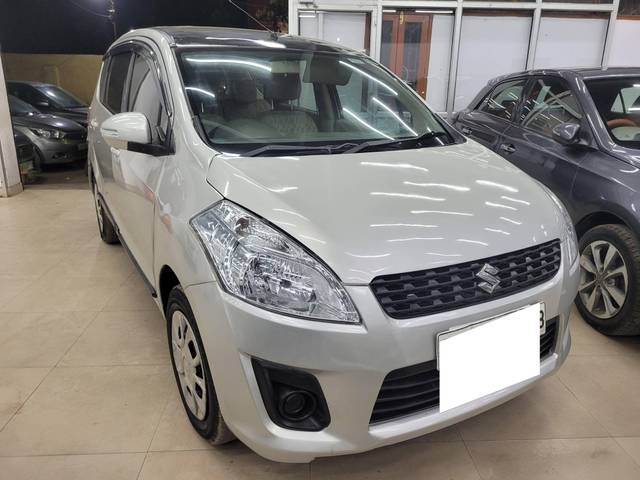 https://images10.gaadi.com/usedcar_image/4546536/original/processed_73bb954c2a70f9f03dbbbba2a7603ac1.jpg?imwidth=6400