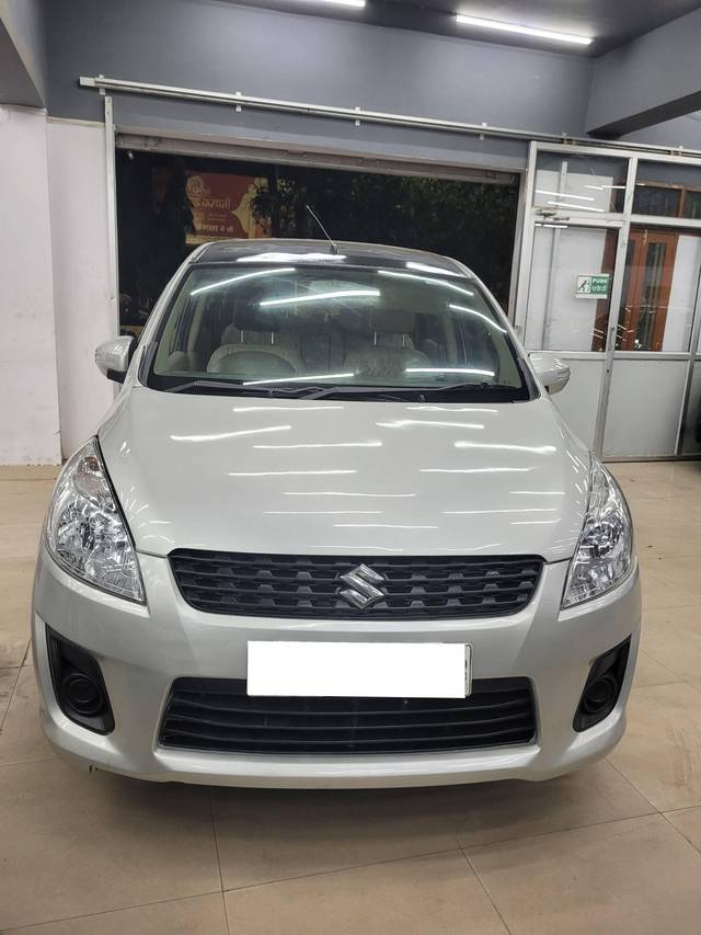 https://images10.gaadi.com/usedcar_image/4546536/original/processed_a041a453aba12a1e0e4bb4d130a61fae.jpg?imwidth=6402