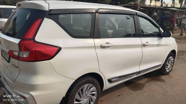 https://images10.gaadi.com/usedcar_image/4546546/original/processed_0a394338-966a-4b50-adcf-f4a275ed7727.jpg?imwidth=6401