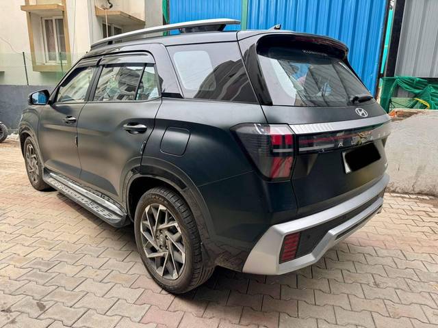 https://images10.gaadi.com/usedcar_image/4546603/original/processed_996692cf954ef32e479ae0fe8067926f.jpg?imwidth=6402