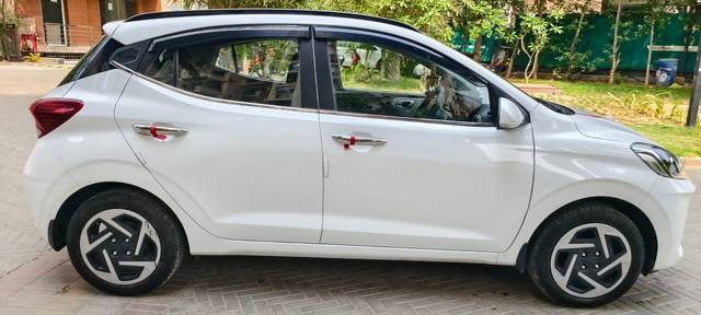 https://images10.gaadi.com/usedcar_image/4546630/original/processed_afe35ecc95c9fb5143f42b61663ef43f.jpg?imwidth=6401
