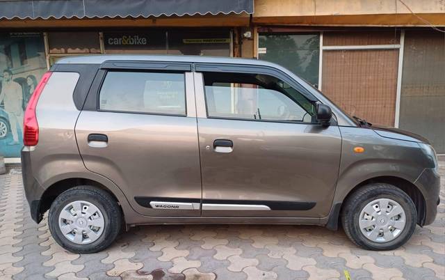 https://images10.gaadi.com/usedcar_image/4546633/original/processed_47b7c81af69fc1e1b1d37c3f19a2ae09.jpg?imwidth=6401