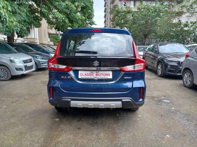 https://images10.gaadi.com/usedcar_image/4546635/original/processed_f12b81e3fb175a3c78aa0729c85d511e.jpeg?imwidth=6402
