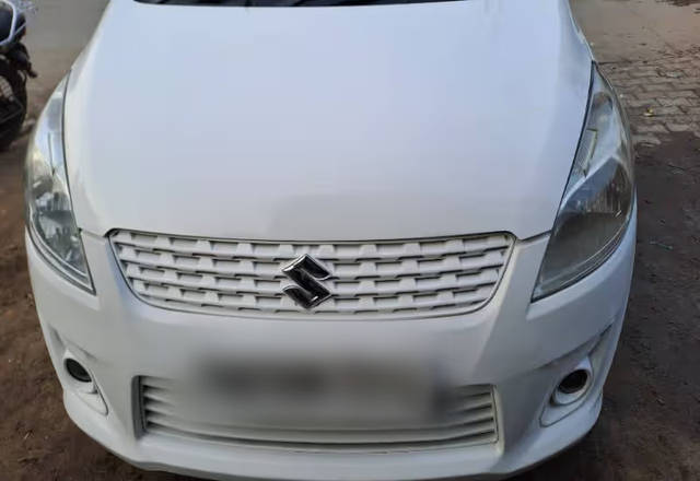 https://images10.gaadi.com/usedcar_image/4546639/original/edd52c5b-4837-439b-8810-16723a51283c.?imwidth=6400